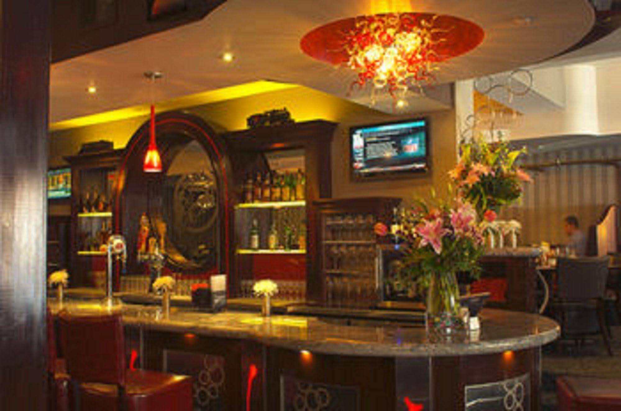 Capitol Plaza Hotel Montpelier Tapestry Collection By Hilton מראה חיצוני תמונה